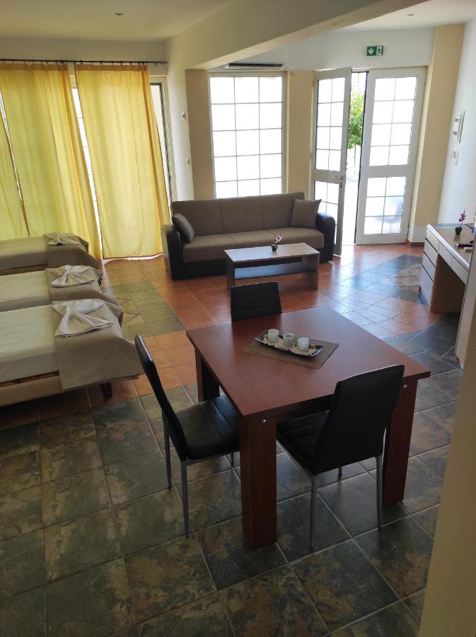 River'S Apartments Paradisi  Ngoại thất bức ảnh